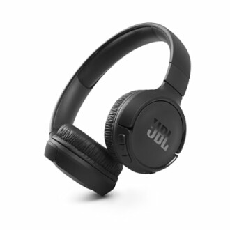 Casque sans fil noir JBL sur fond blanc.